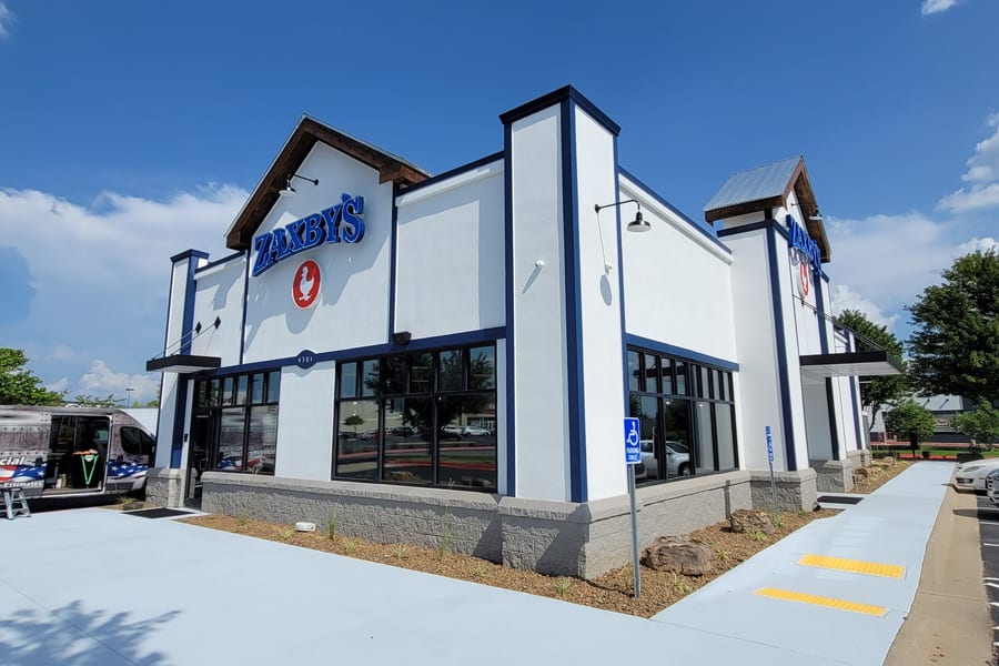 Zaxby's — Exterior